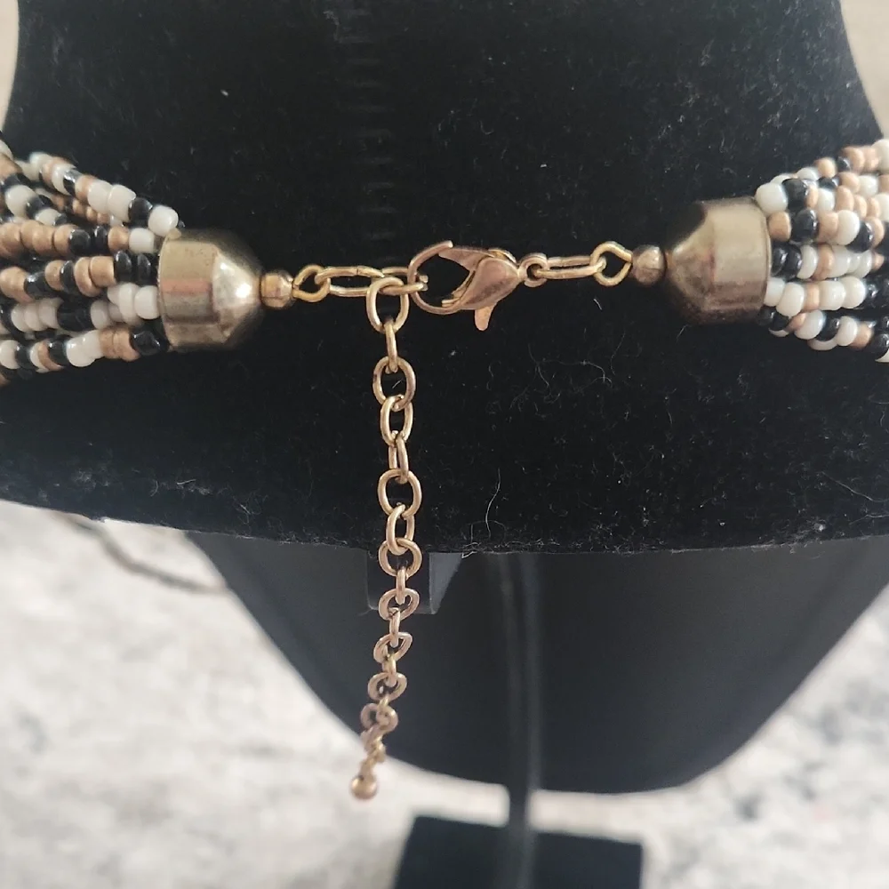 Elegant‎ Multicolor Beaded Necklace